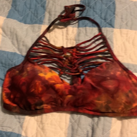 NWT Becca by Rebecca Virtue Electric Current Multicolor Macrame Halter Top - Picture 4 of 12